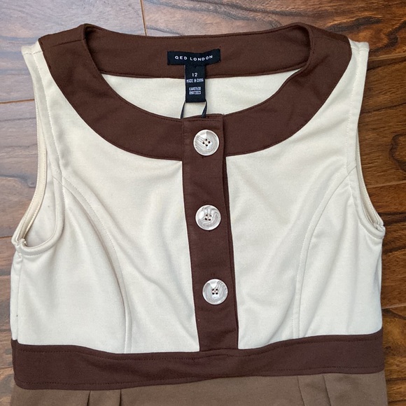 🆕 Cute sleeveless colour block dress in size 12 - Picture 2 of 2